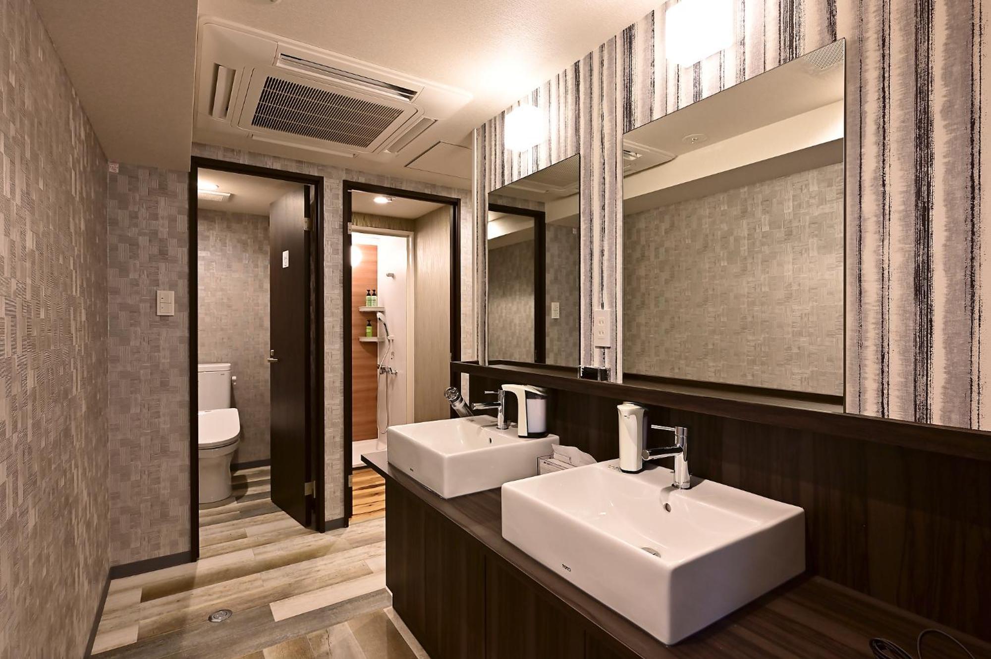 Hotel Tomariya Ueno Tokyo Exterior photo
